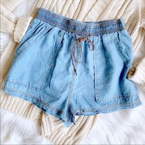 Romeo & Juliet Couture Chambray Shorts